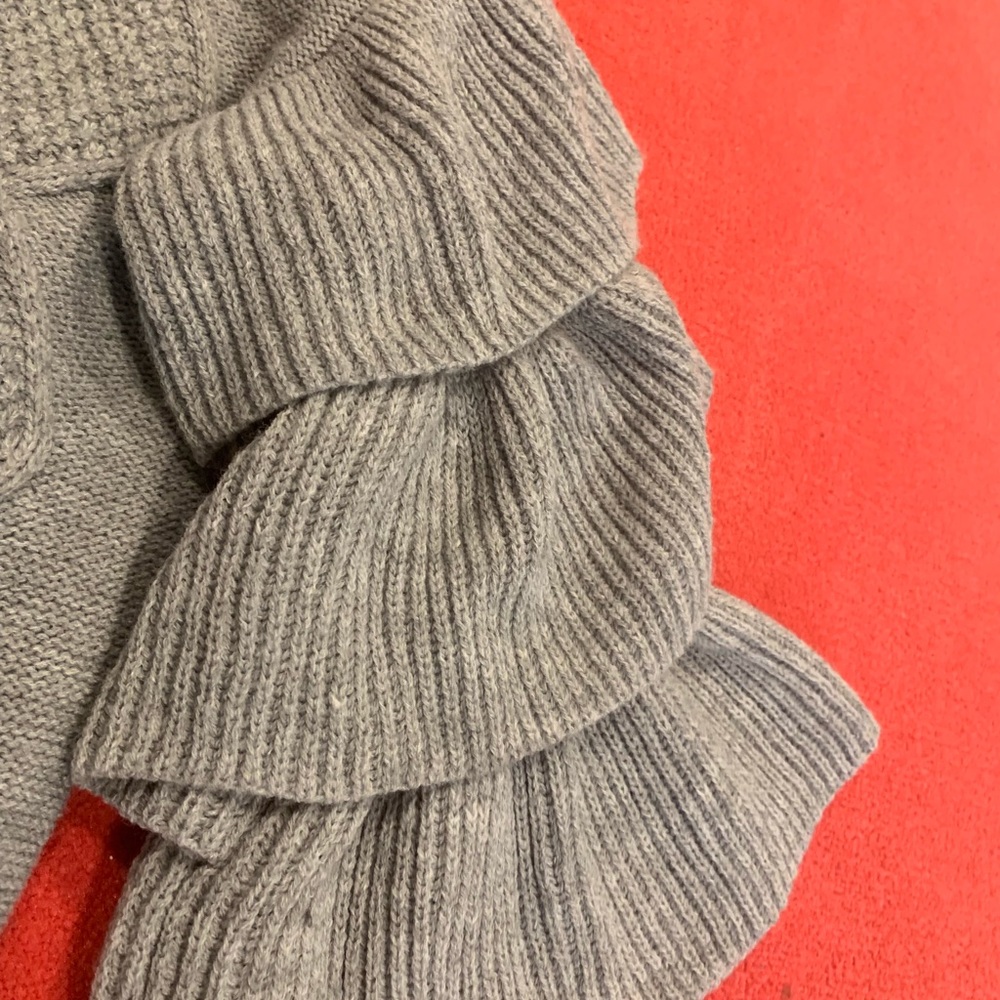 Haute Rouge ruffle cropped sweater - Picture 3 of 4
